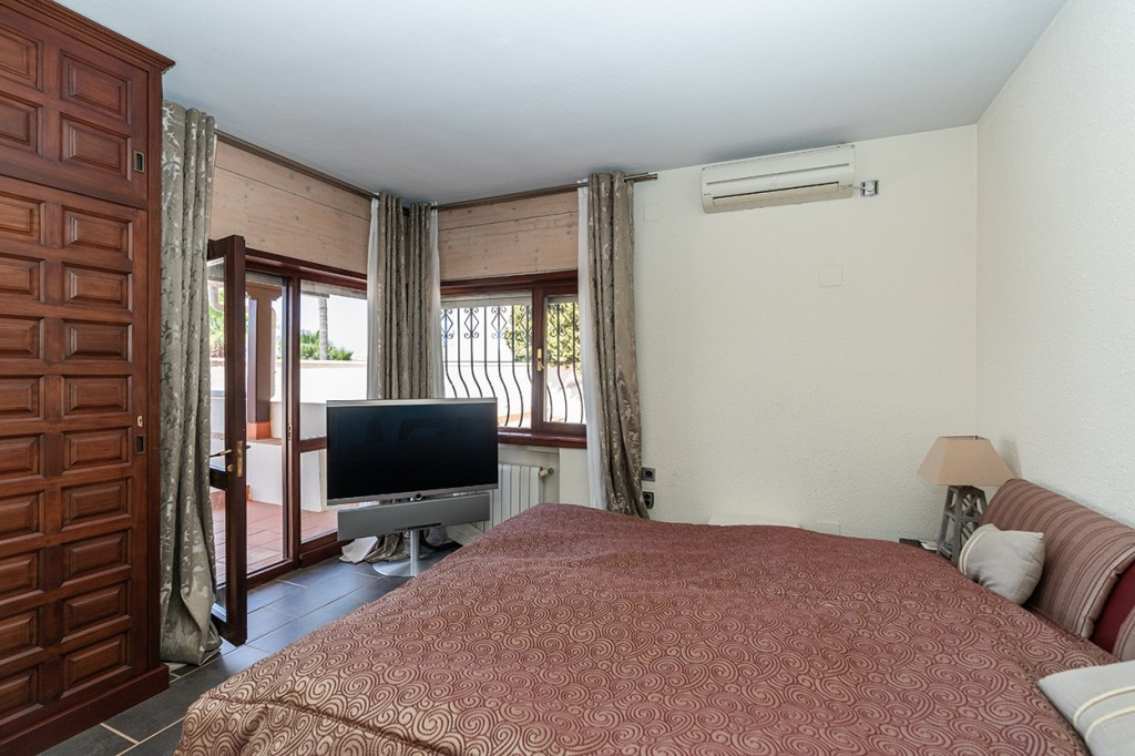 Se vende Villa - Chalet de 6 dormitorios en Costa Del Sol, Málaga, España