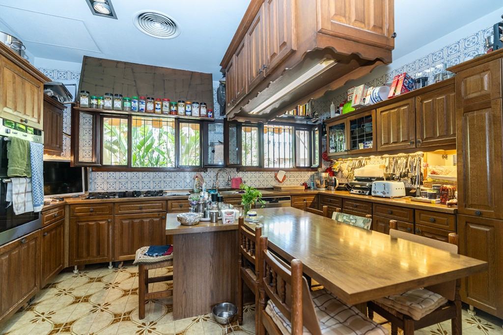 Se vende Villa - Chalet de 6 dormitorios en Costa Del Sol, Málaga, España