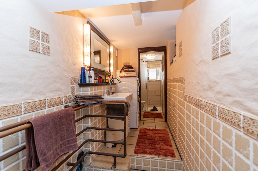 Se vende Villa - Chalet de 6 dormitorios en Costa Del Sol, Málaga, España