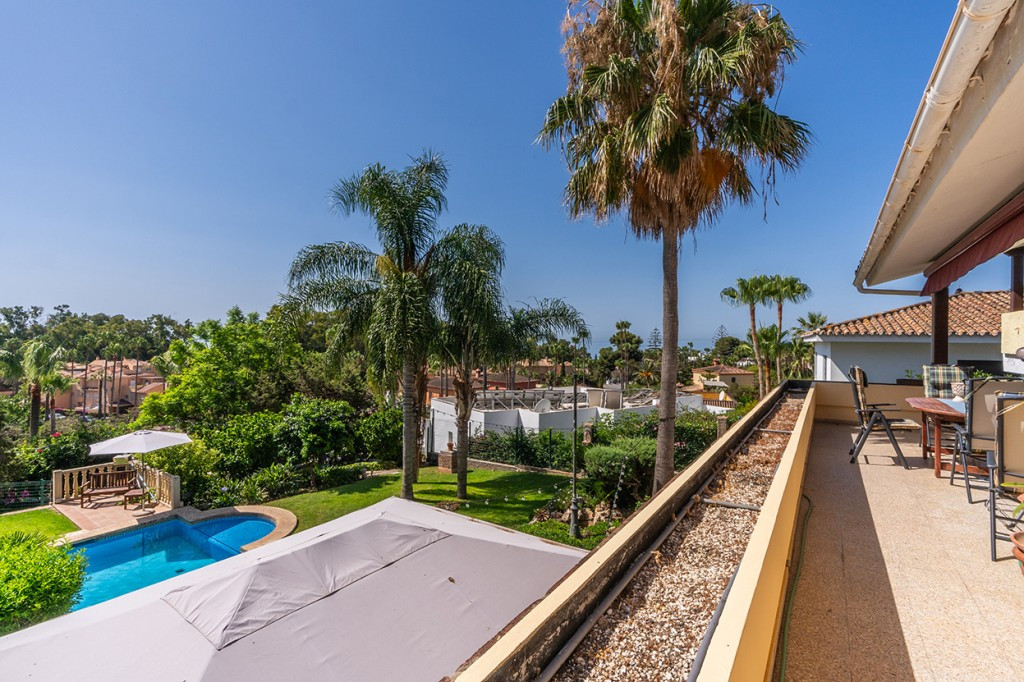Se vende Villa - Chalet de 6 dormitorios en Costa Del Sol, Málaga, España
