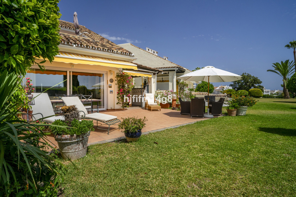 Se vende Adosada de 3 dormitorios en Costa Del Sol, Málaga, España