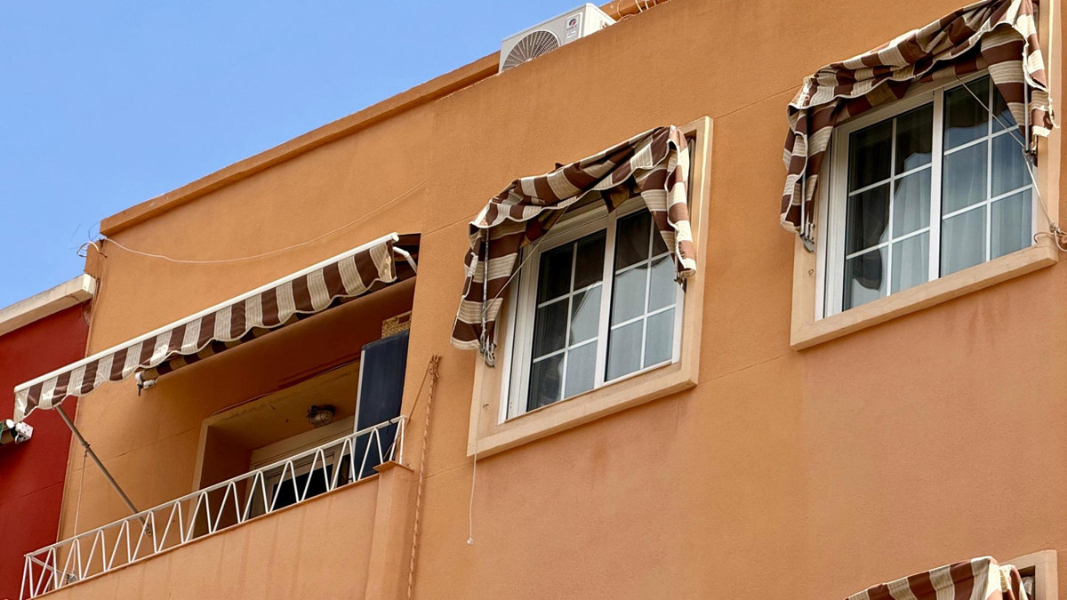 Se vende Apartamento Planta Media de 2 dormitorios en Costa Blanca, Alicante, España