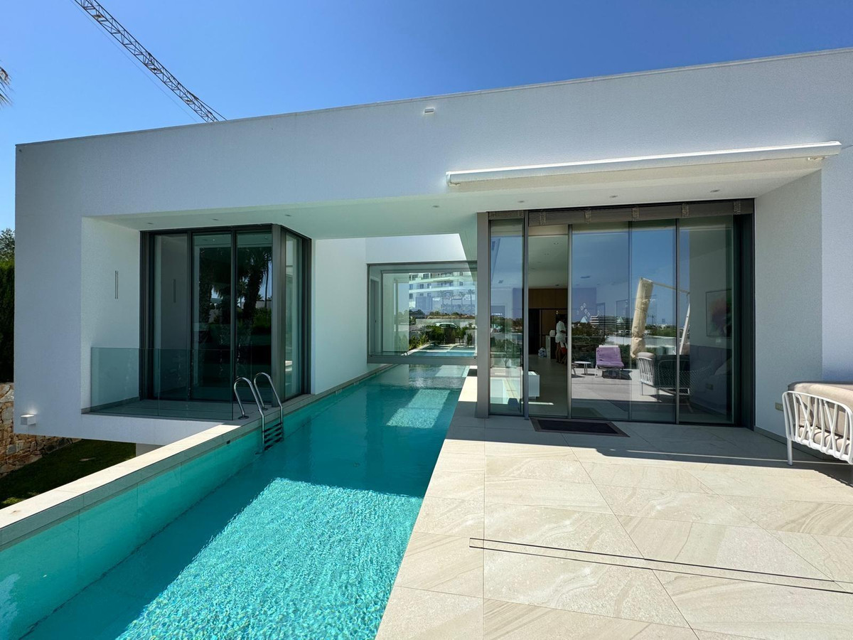 4 Bed Townhouse for sale in Orihuela Costa Blanca, Alicante, Spain
