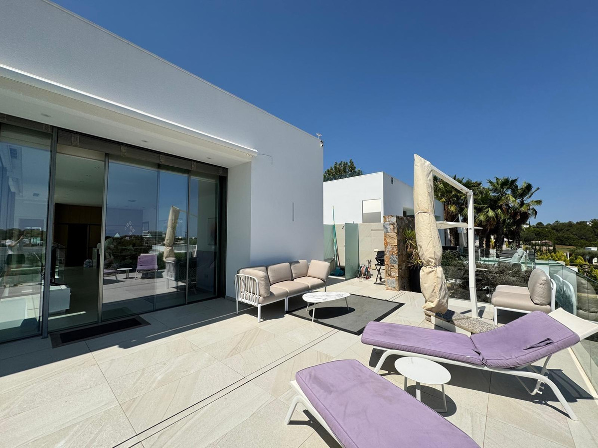 4 Bed Townhouse for sale in Orihuela Costa Blanca, Alicante, Spain
