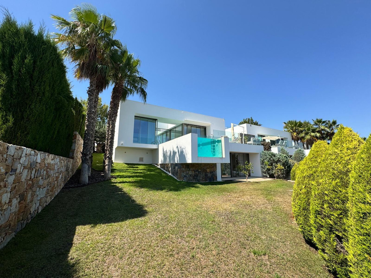 4 Bed Townhouse for sale in Orihuela Costa Blanca, Alicante, Spain