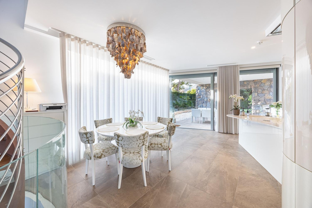 3 Bed Townhouse for sale in Finestrat Costa Blanca, Alicante, Spain