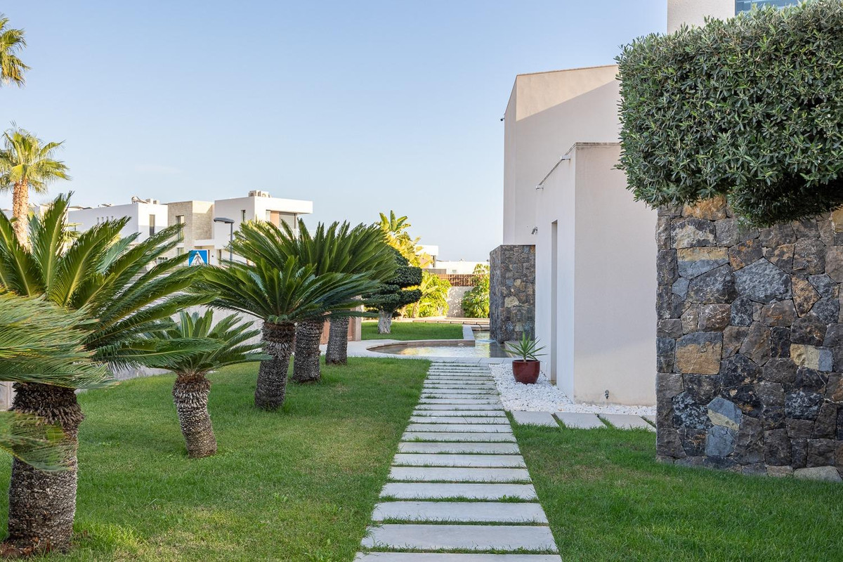 3 Bed Townhouse for sale in Finestrat Costa Blanca, Alicante, Spain