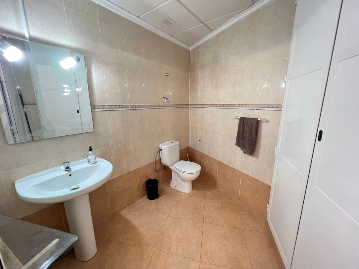 Se vende Oficina de 1 dormitorios en Costa Blanca, Alicante, España