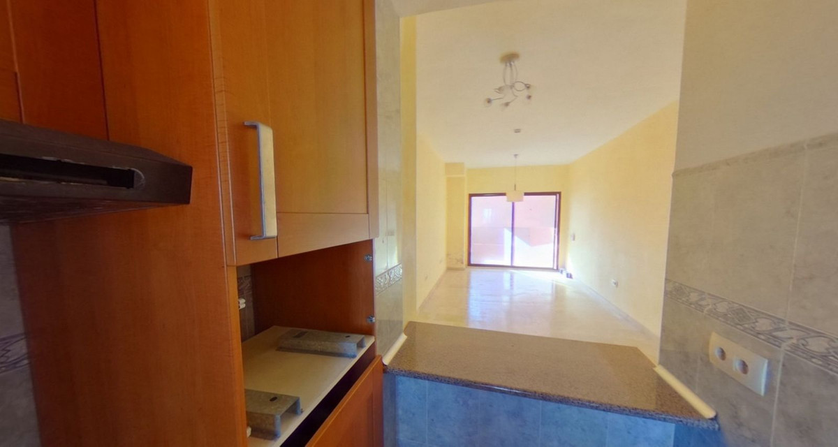 1 Bed Apartment for sale in La Duquesa Costa Del Sol, Málaga, Spain