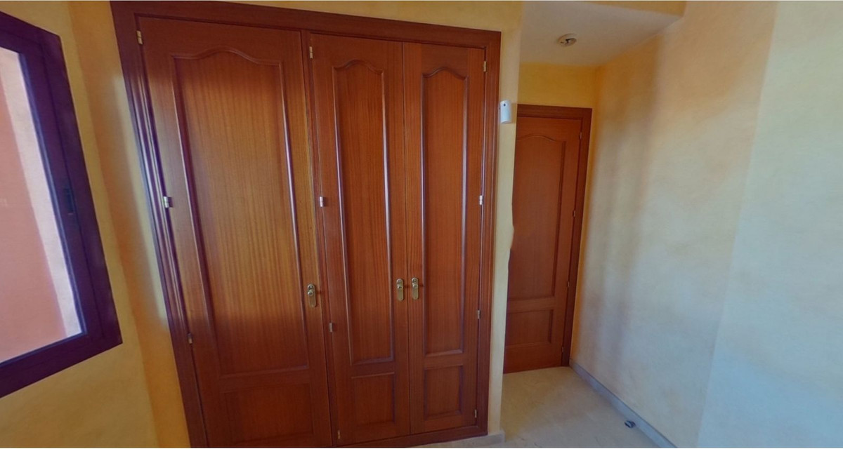 1 Bed Apartment for sale in La Duquesa Costa Del Sol, Málaga, Spain