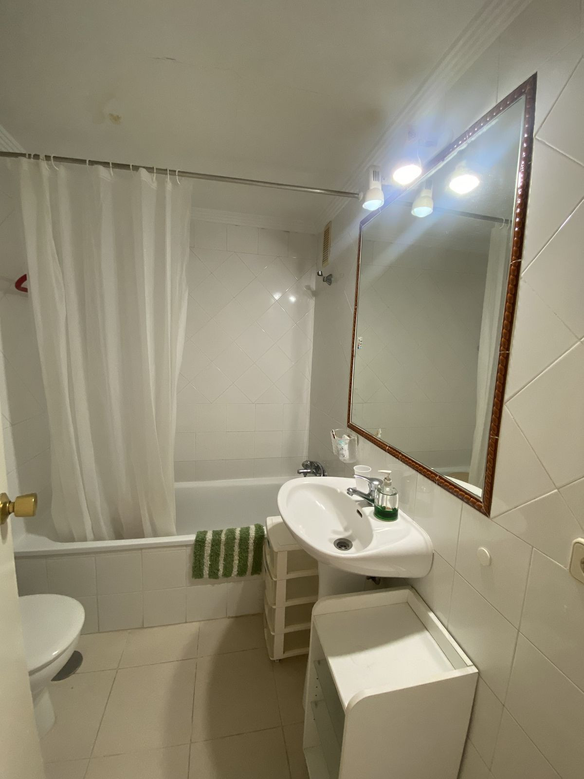 1 Bed Apartment for sale in Marbella Costa Del Sol, Málaga, Spain