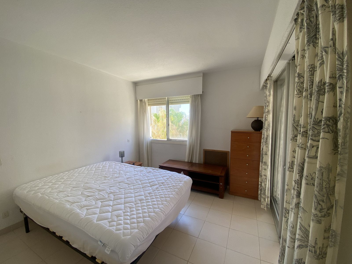 1 Bed Apartment for sale in Marbella Costa Del Sol, Málaga, Spain