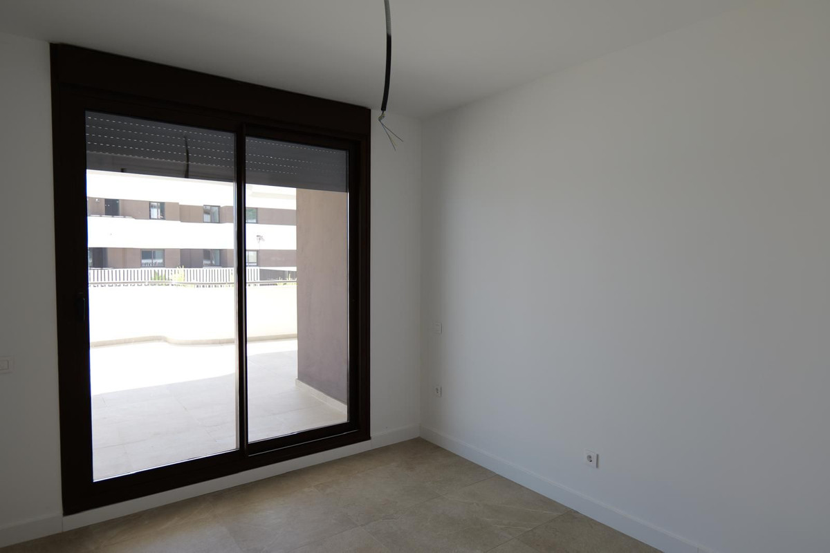 2 Bed Apartment for sale in Estepona Costa Del Sol, Málaga, Spain