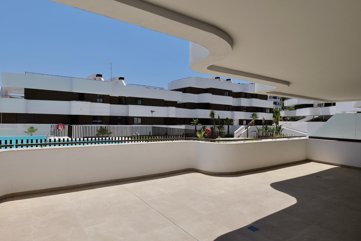 2 Bed Apartment for sale in Estepona Costa Del Sol, Málaga, Spain