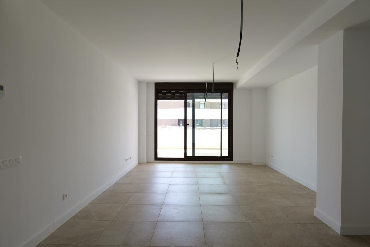 2 Bed Apartment for sale in Estepona Costa Del Sol, Málaga, Spain