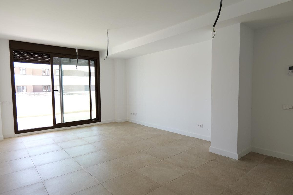 2 Bed Apartment for sale in Estepona Costa Del Sol, Málaga, Spain