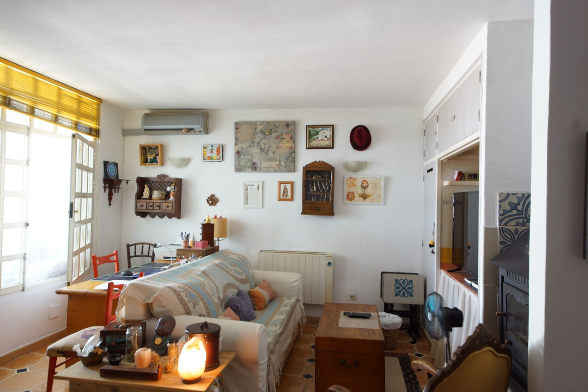 2 Bed Townhouse for sale in Nueva Andalucía Costa Del Sol, Málaga, Spain
