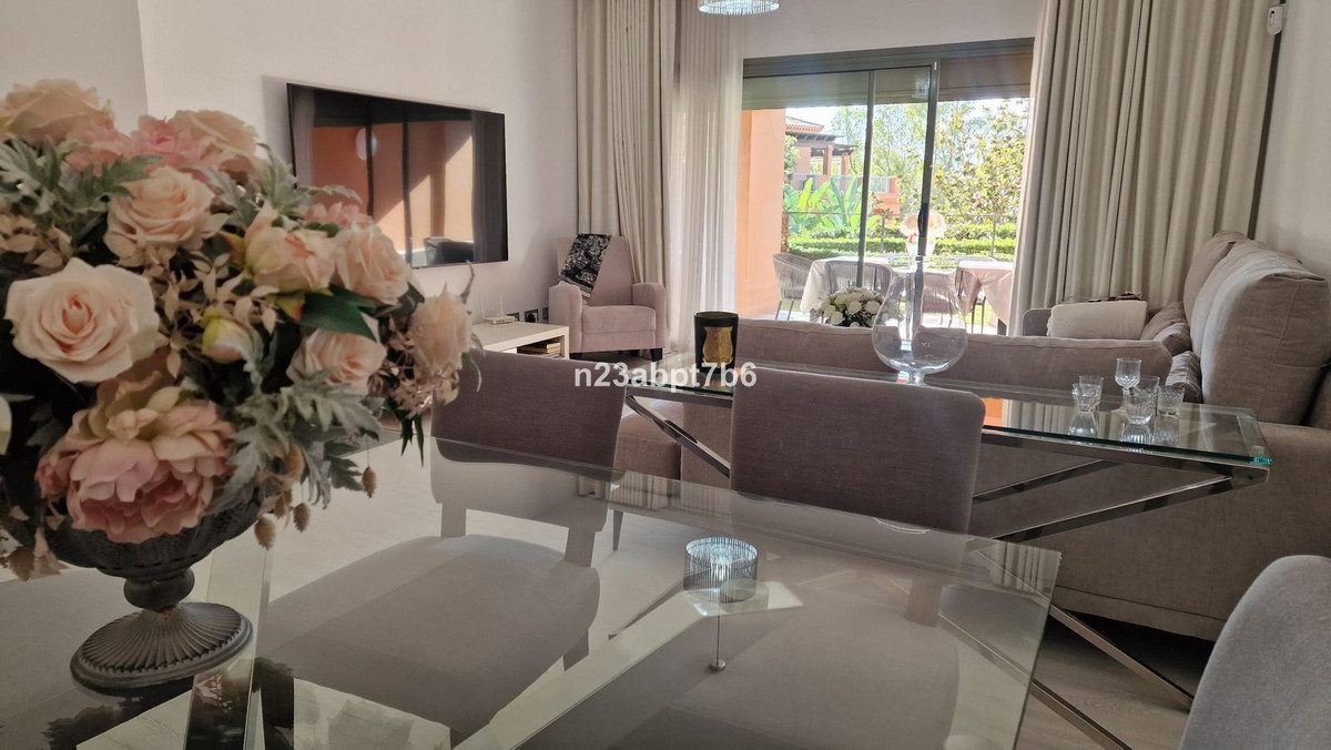 2 Bed Apartment for sale in Estepona Costa Del Sol, Málaga, Spain