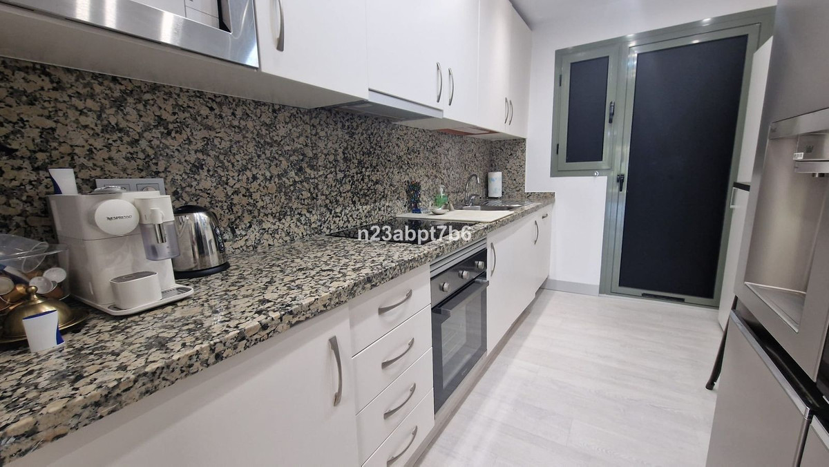 2 Bed Apartment for sale in Estepona Costa Del Sol, Málaga, Spain