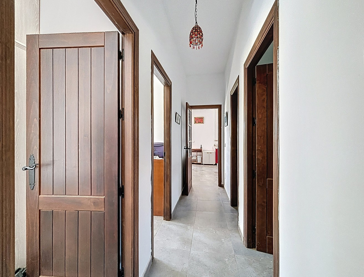 3 Bed Townhouse for sale in Almayate Alto Costa Del Sol East, Málaga, Spain