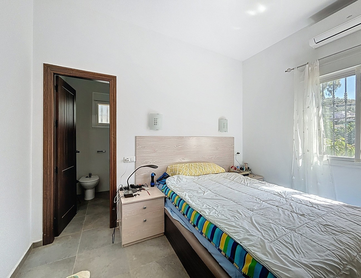 3 Bed Townhouse for sale in Almayate Alto Costa Del Sol East, Málaga, Spain