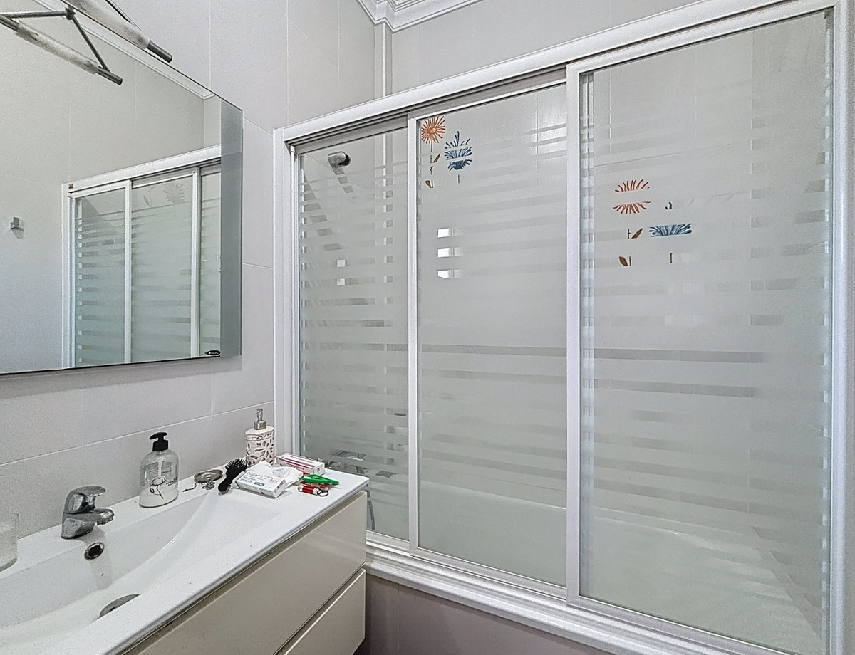 3 Bed Townhouse for sale in Almayate Alto Costa Del Sol East, Málaga, Spain