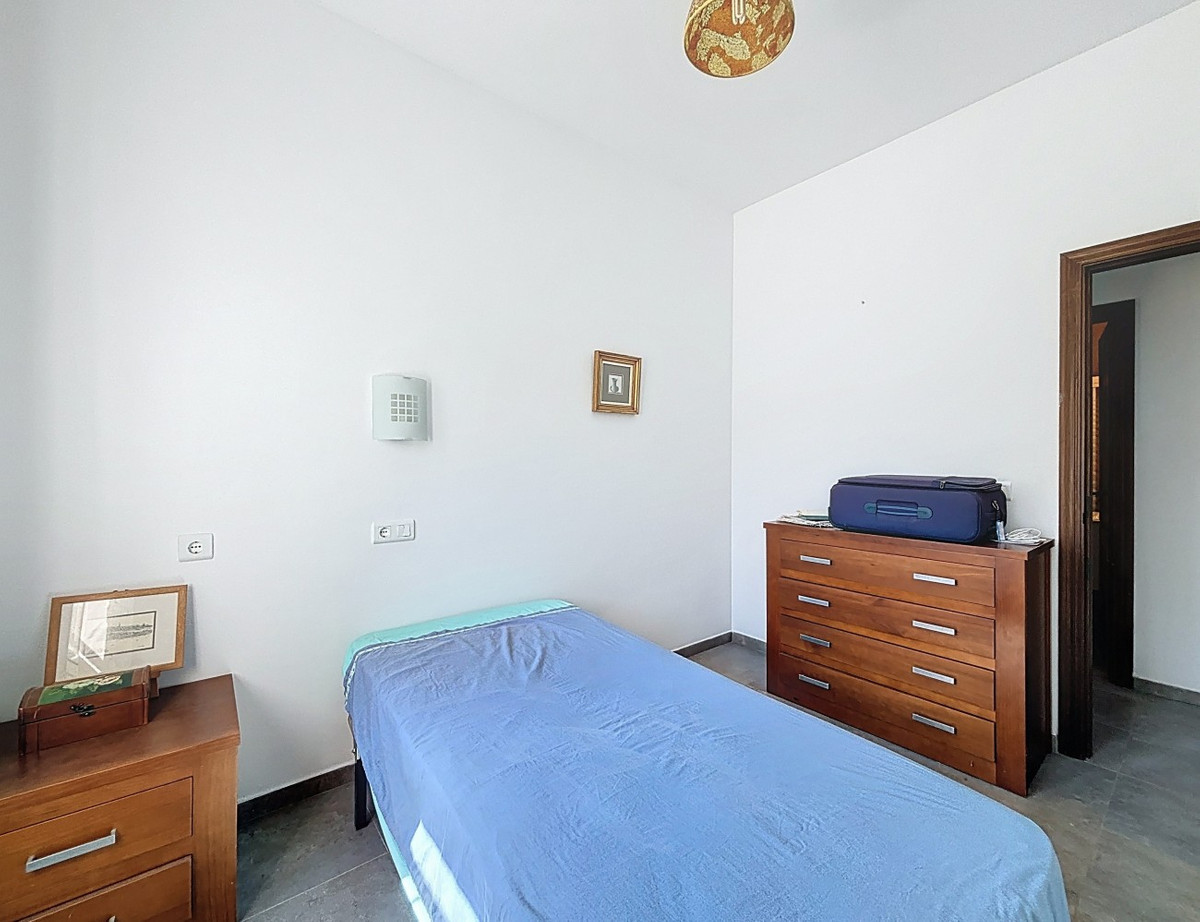 3 Bed Townhouse for sale in Almayate Alto Costa Del Sol East, Málaga, Spain