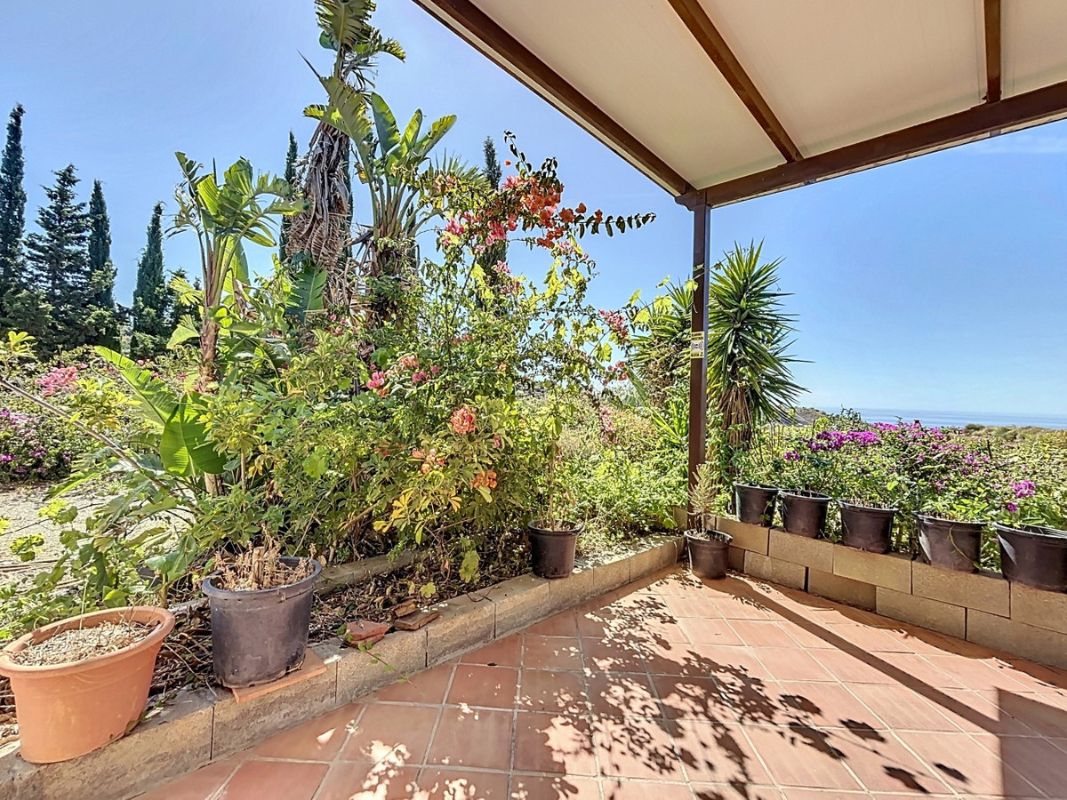 3 Bed Townhouse for sale in Almayate Alto Costa Del Sol East, Málaga, Spain