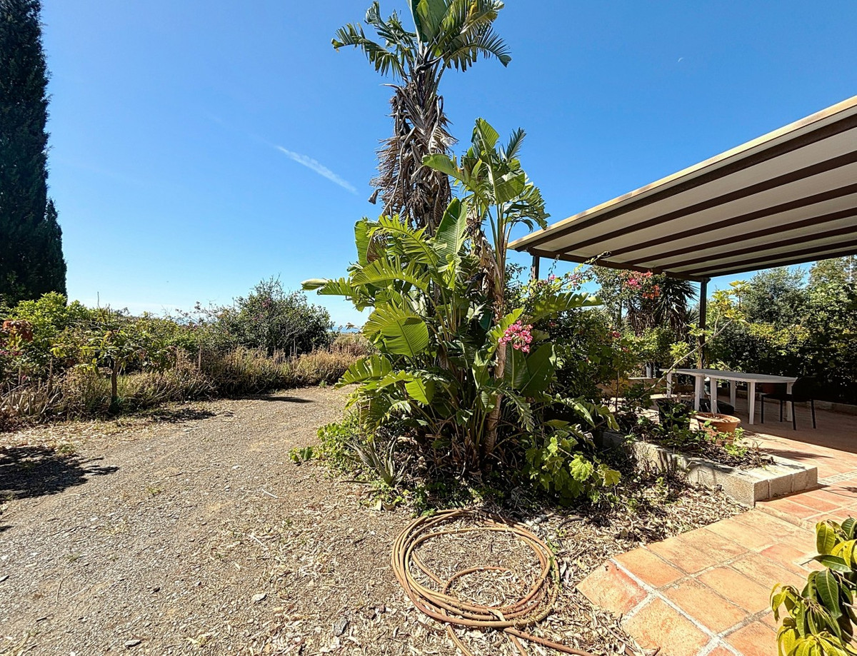 3 Bed Townhouse for sale in Almayate Alto Costa Del Sol East, Málaga, Spain