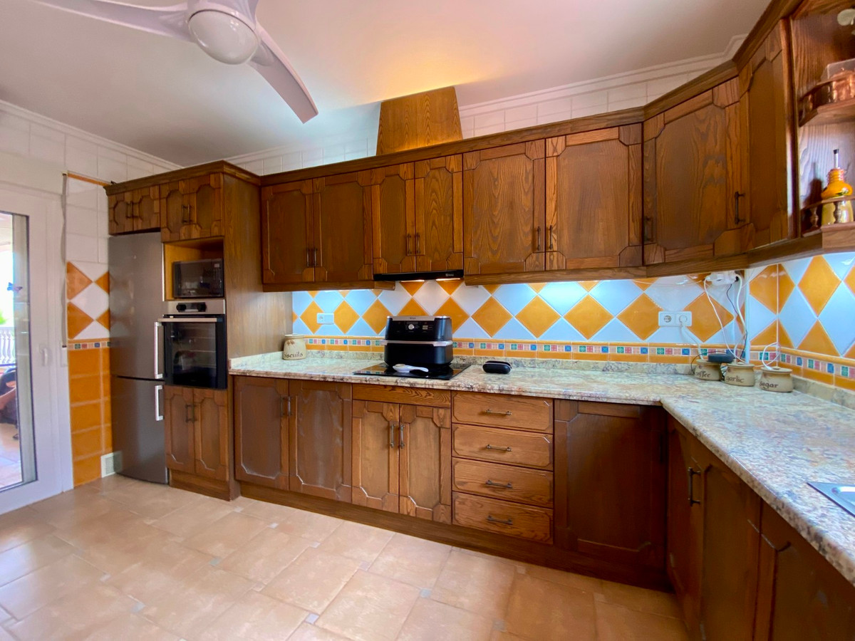 Se vende Villa - Chalet de 3 dormitorios en Costa Blanca, Alicante, España