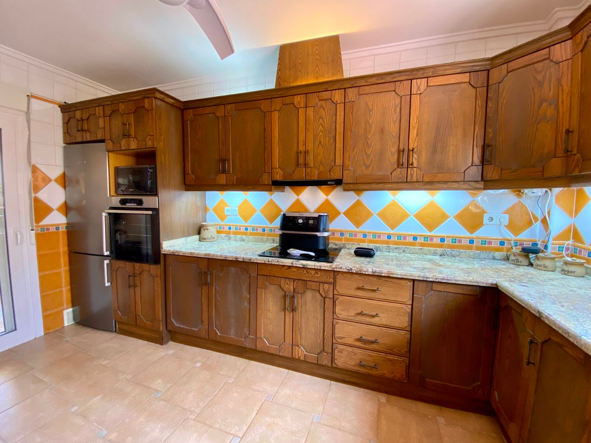 Se vende Villa - Chalet de 3 dormitorios en Costa Blanca, Alicante, España