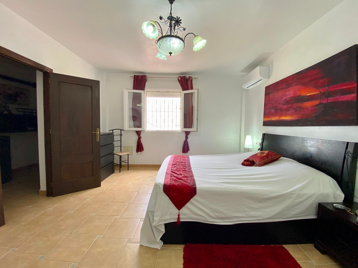 Se vende Villa - Chalet de 3 dormitorios en Costa Blanca, Alicante, España