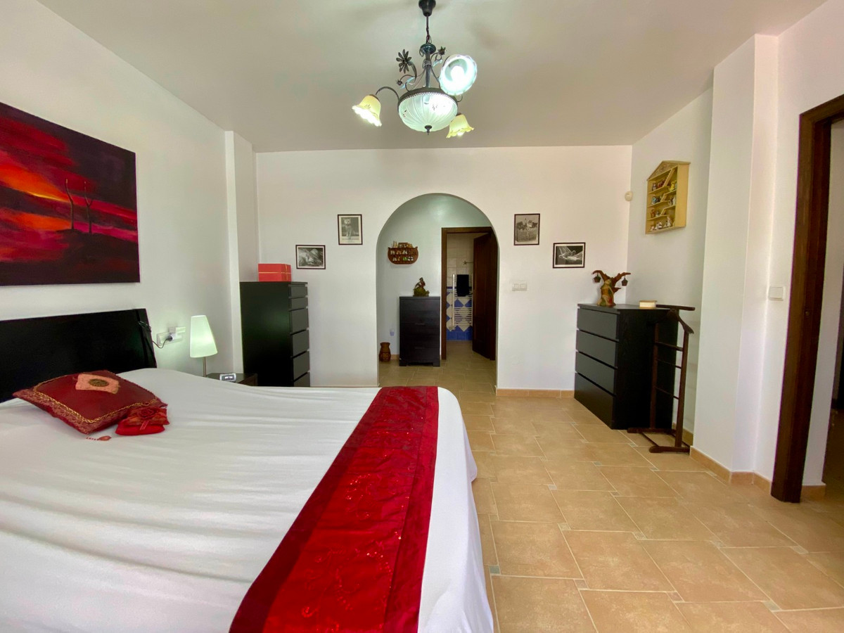Se vende Villa - Chalet de 3 dormitorios en Costa Blanca, Alicante, España
