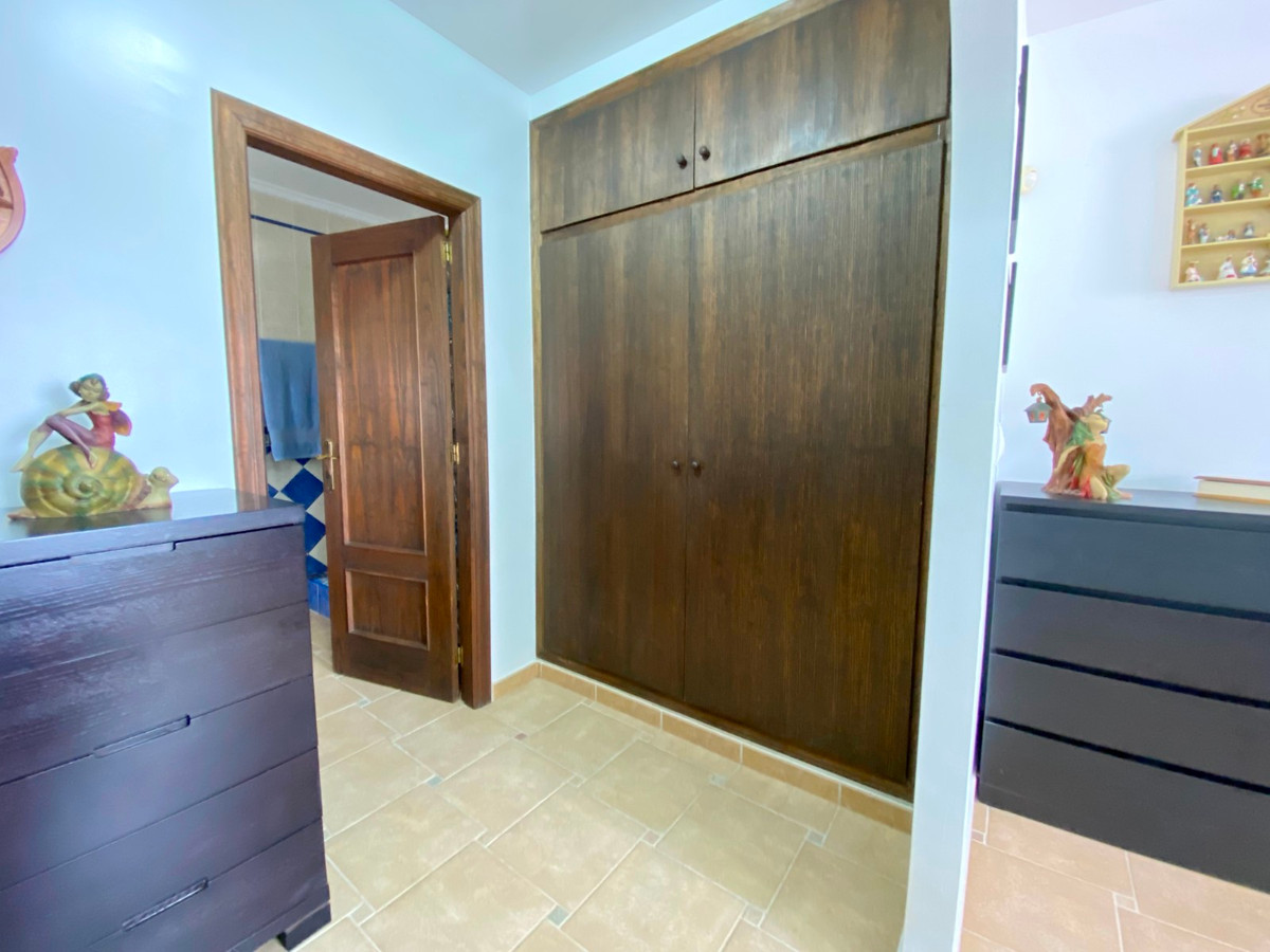 Se vende Villa - Chalet de 3 dormitorios en Costa Blanca, Alicante, España