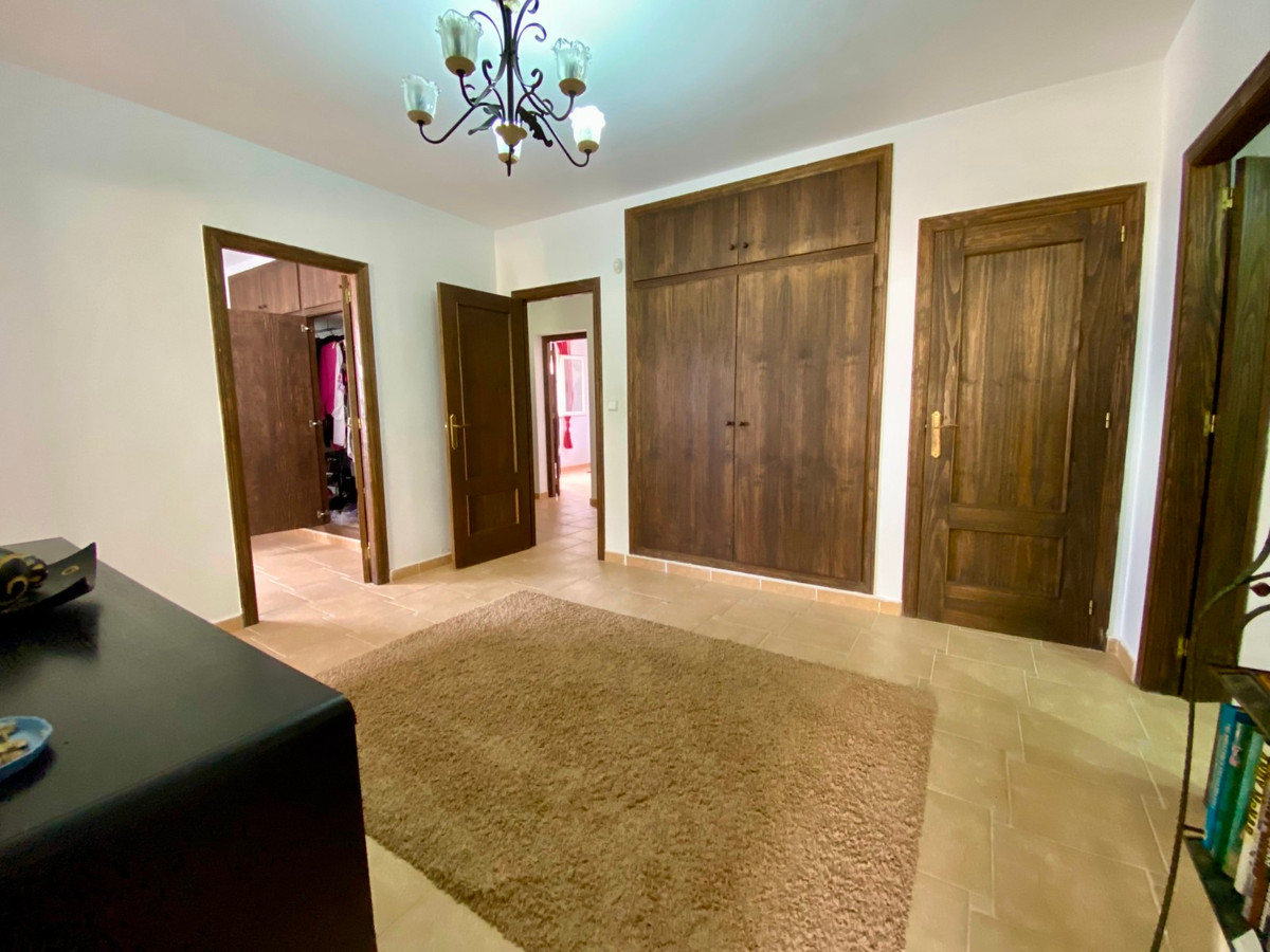 Se vende Villa - Chalet de 3 dormitorios en Costa Blanca, Alicante, España