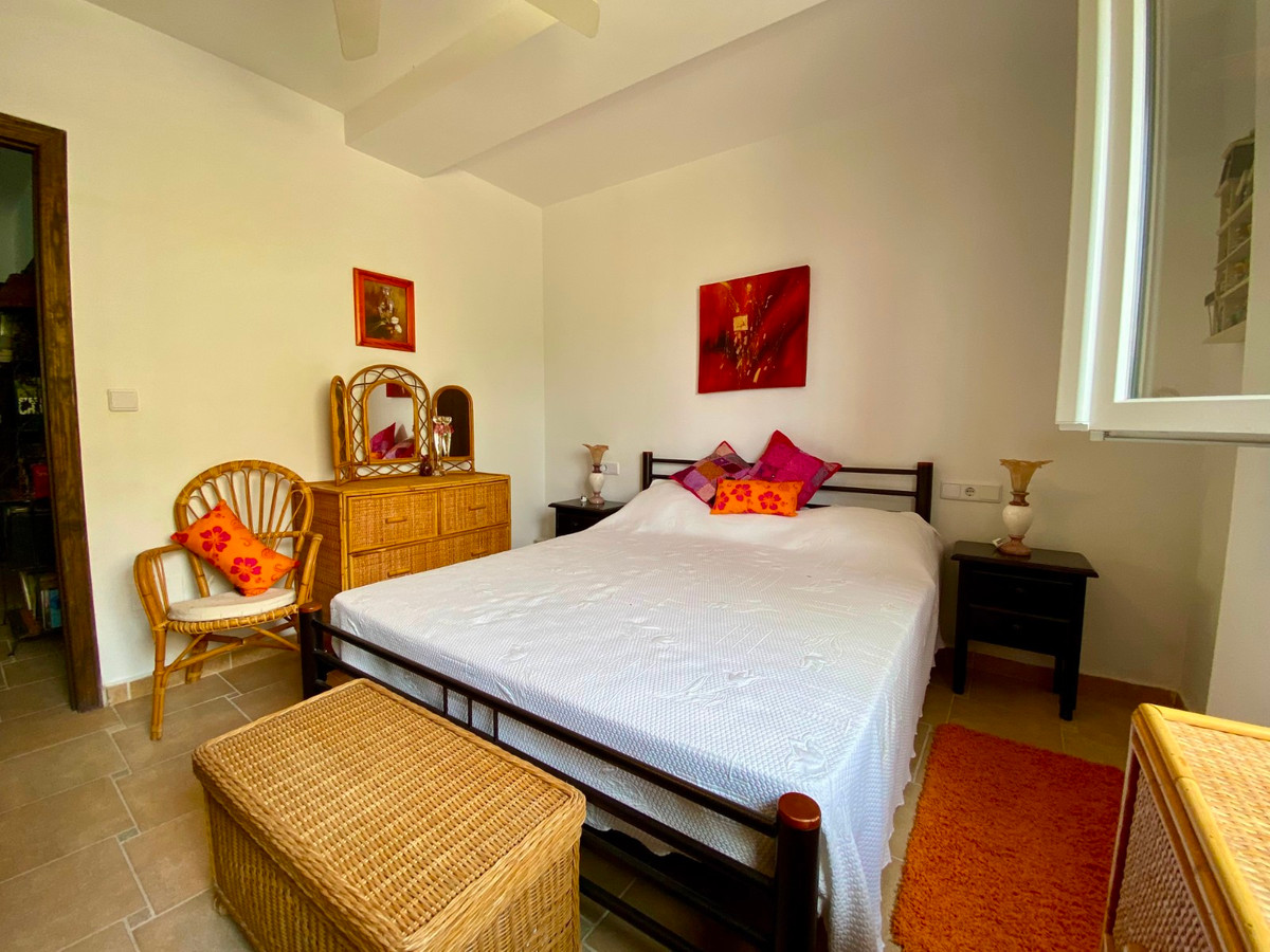 Se vende Villa - Chalet de 3 dormitorios en Costa Blanca, Alicante, España