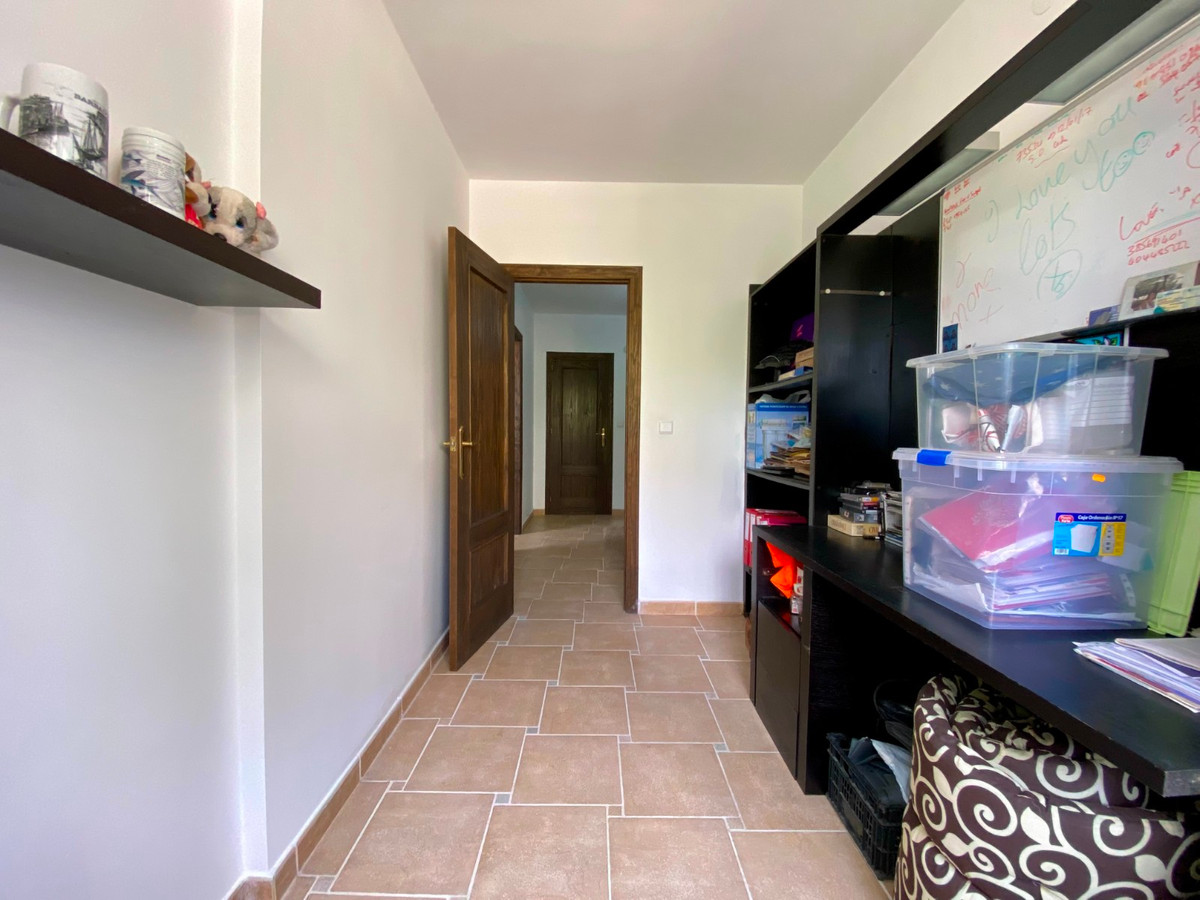 Se vende Villa - Chalet de 3 dormitorios en Costa Blanca, Alicante, España