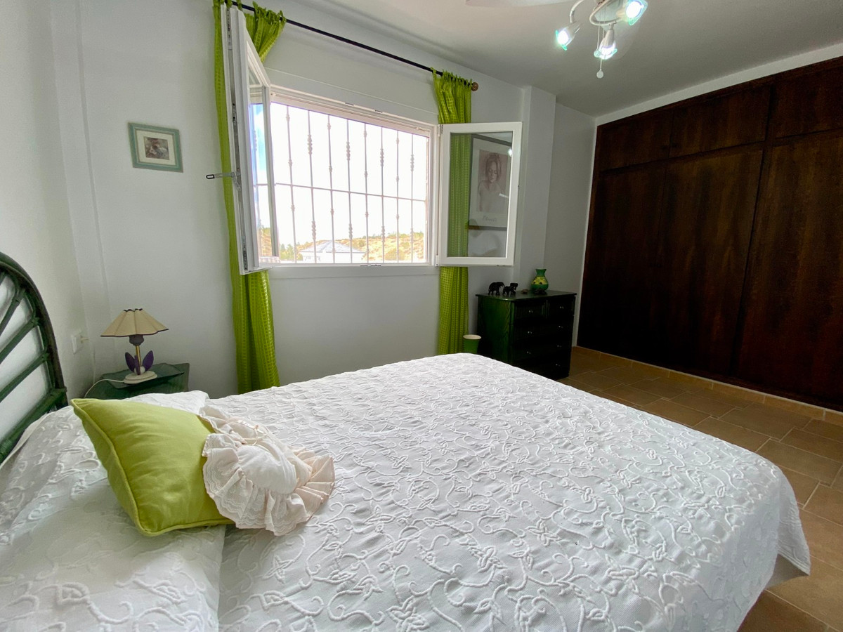 Se vende Villa - Chalet de 3 dormitorios en Costa Blanca, Alicante, España