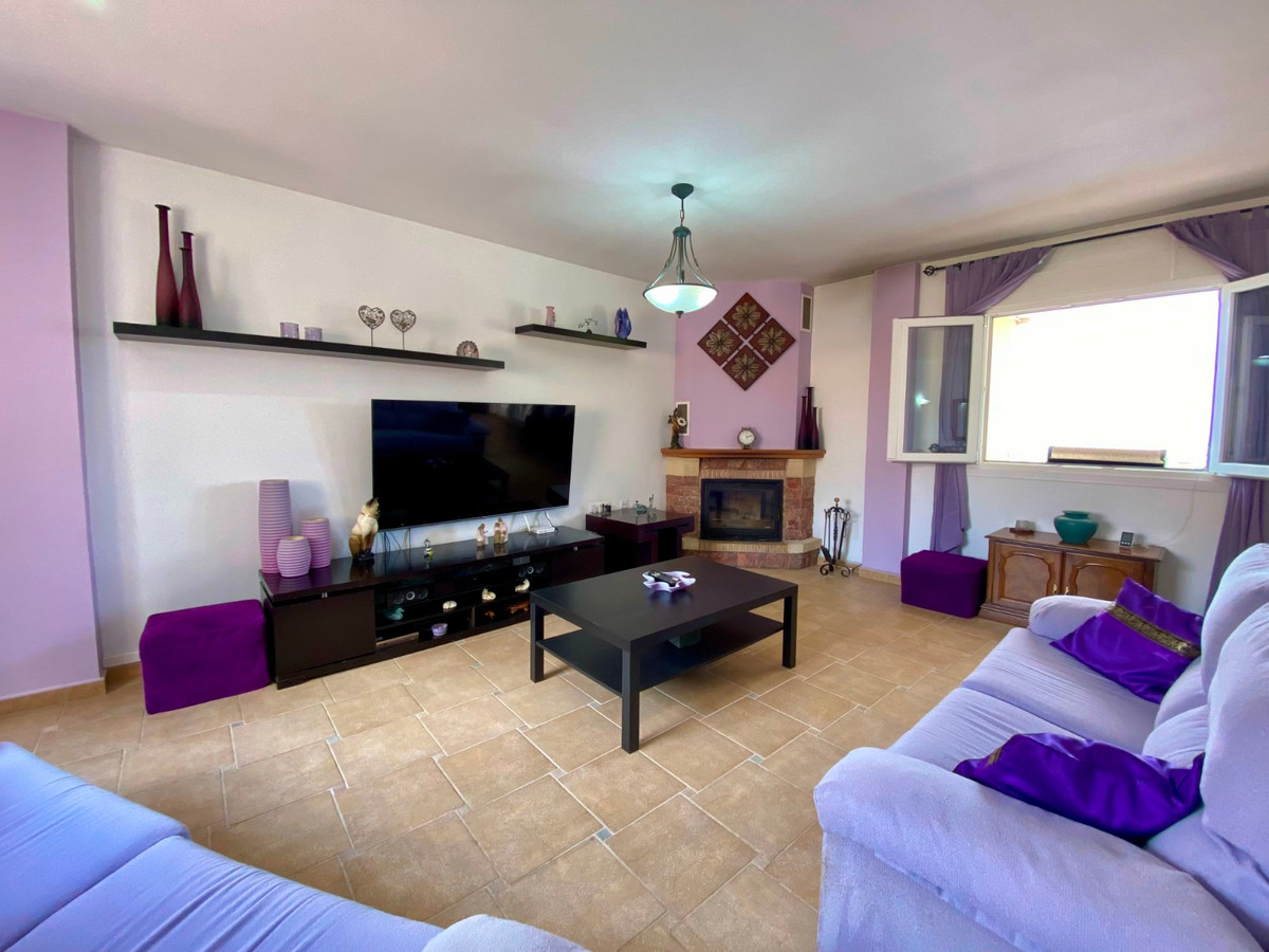 Se vende Villa - Chalet de 3 dormitorios en Costa Blanca, Alicante, España