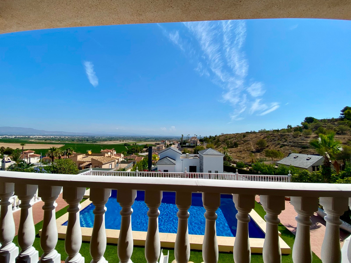 Se vende Villa - Chalet de 3 dormitorios en Costa Blanca, Alicante, España