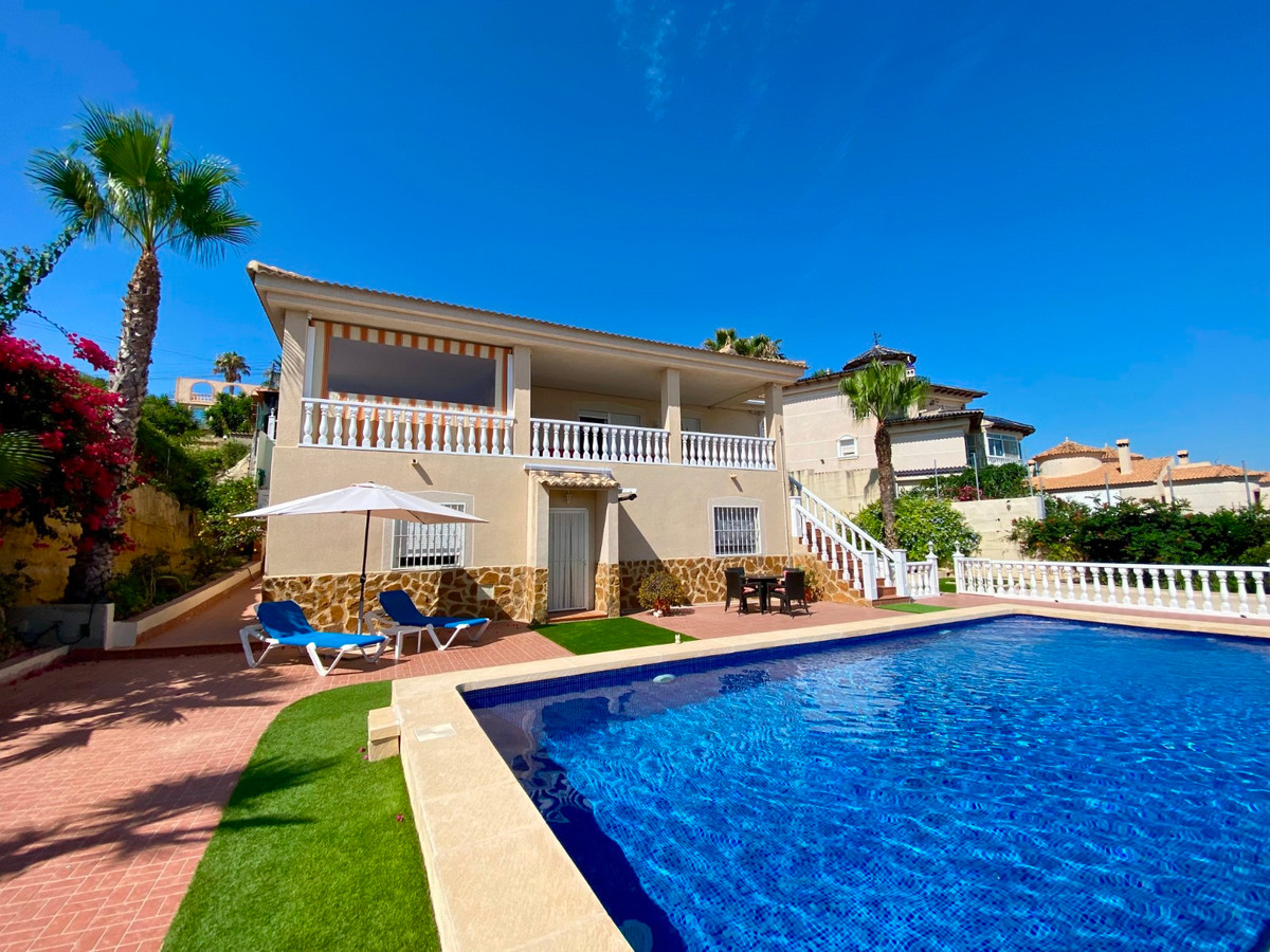 Se vende Villa - Chalet de 3 dormitorios en Costa Blanca, Alicante, España