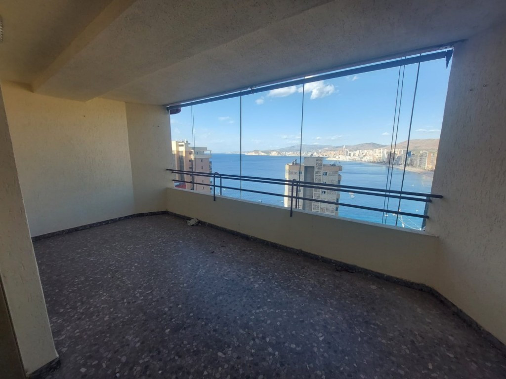 Se vende Apartamento Planta Media de 2 dormitorios en Costa Blanca, Alicante, España
