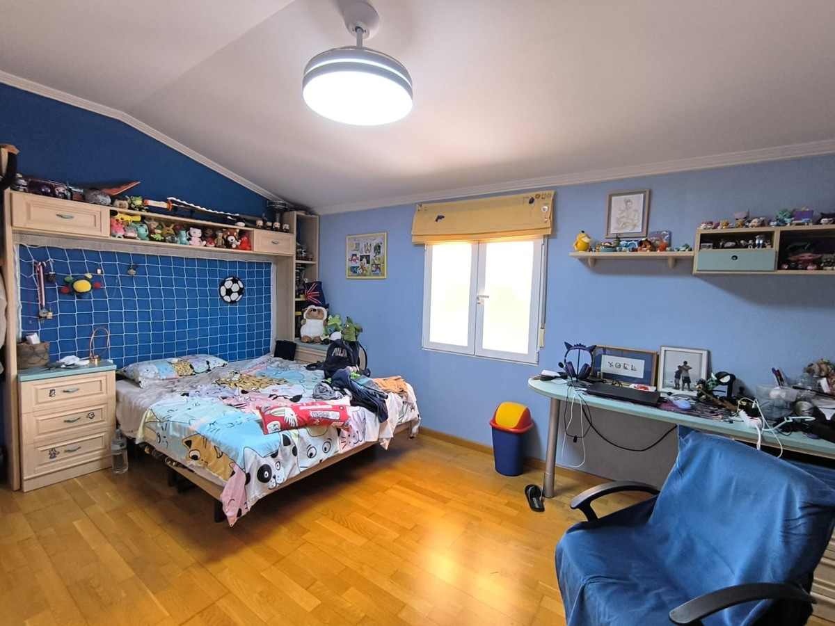 Se vende Villa - Chalet de 6 dormitorios en Costa Calida, Murcia, España