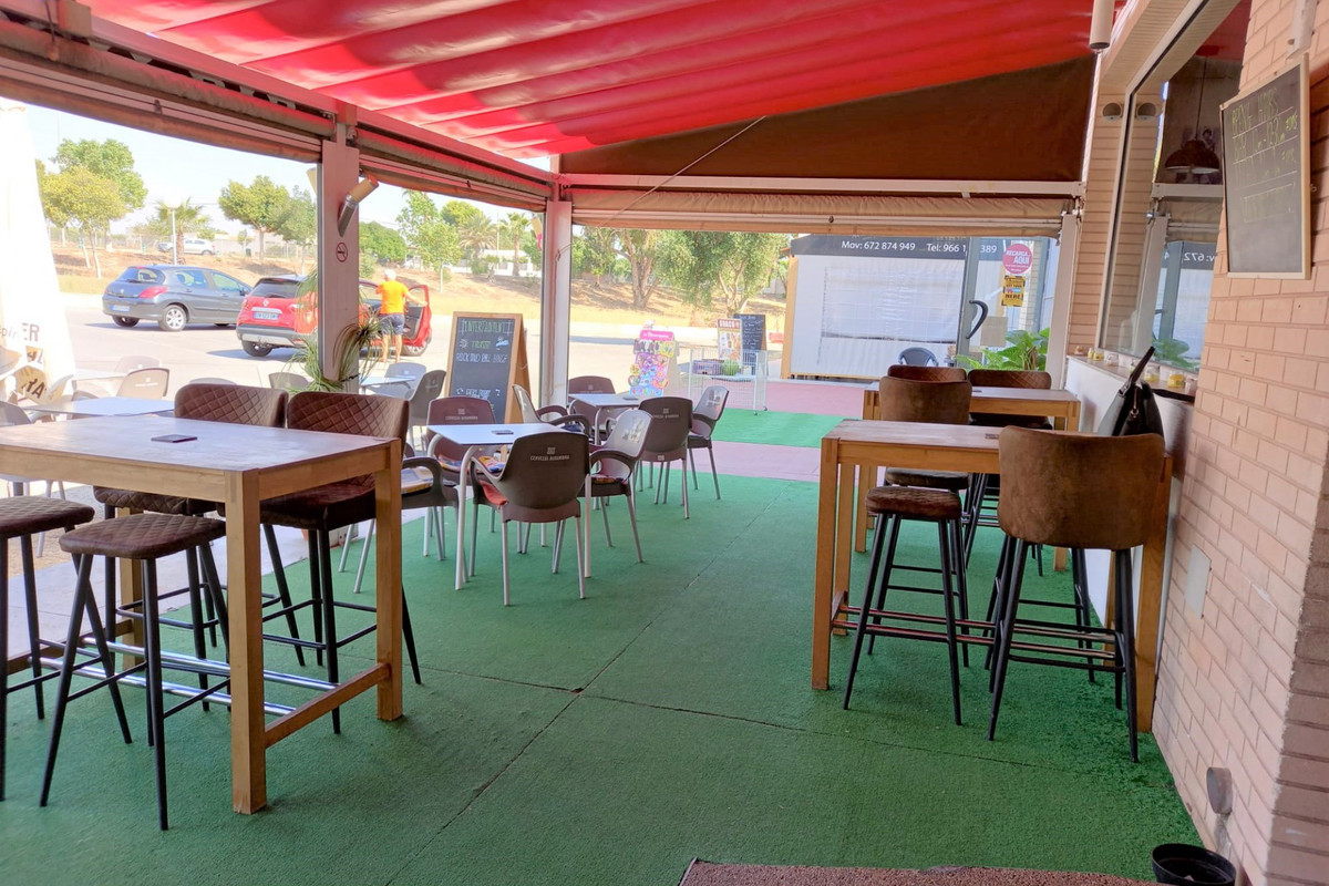 Commercial unit for sale in Guardamar Del Segura Costa Blanca, Alicante, Spain