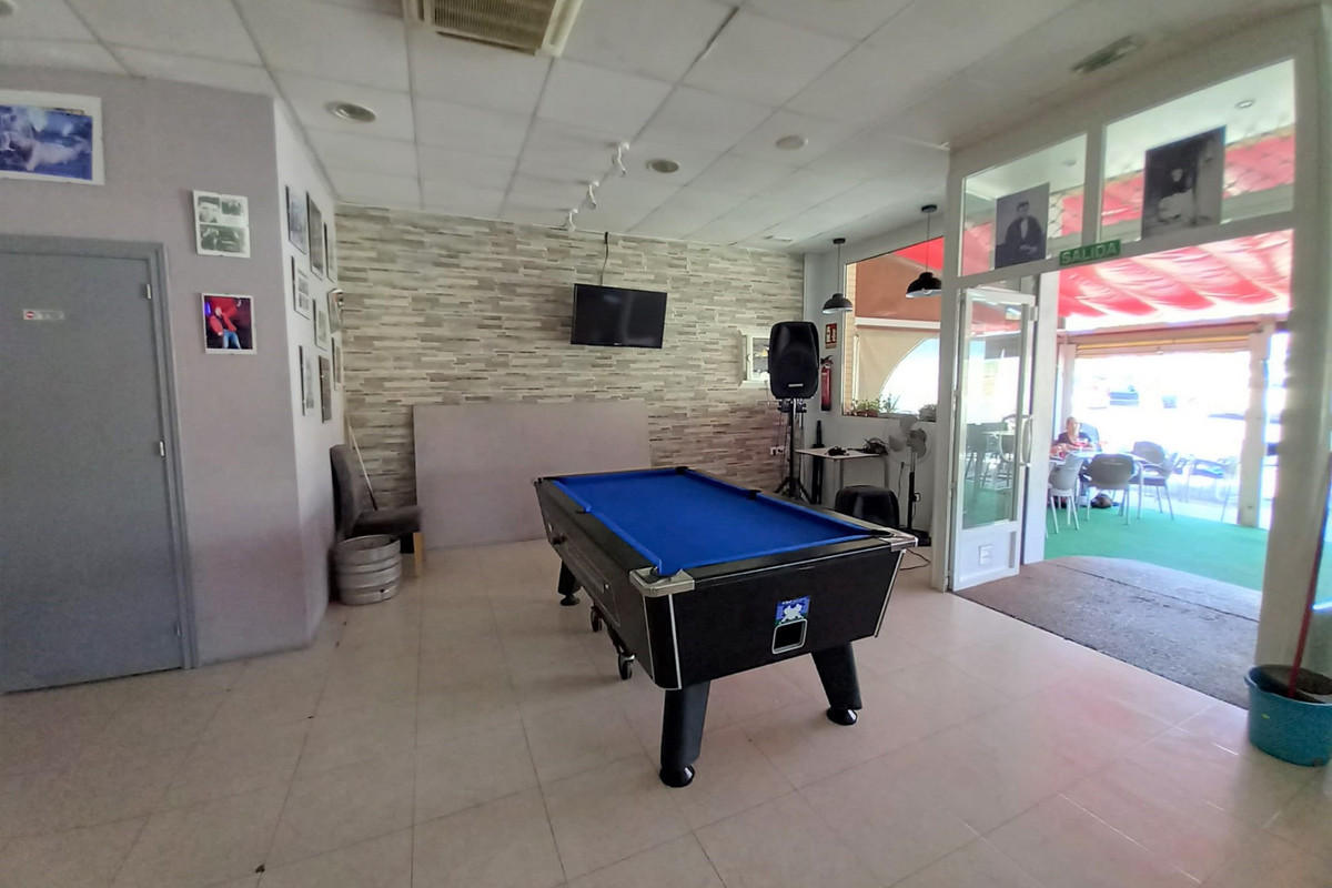 Commercial unit for sale in Guardamar Del Segura Costa Blanca, Alicante, Spain