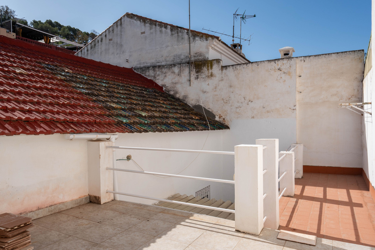 3 Bed Townhouse for sale in Málaga Costa Del Sol, Málaga, Spain