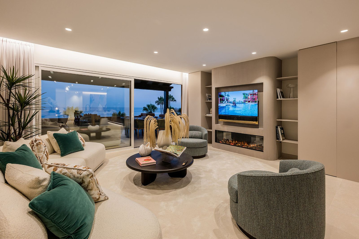 Se vende Apartamento Planta Media de 4 dormitorios en Costa Del Sol, Málaga, España