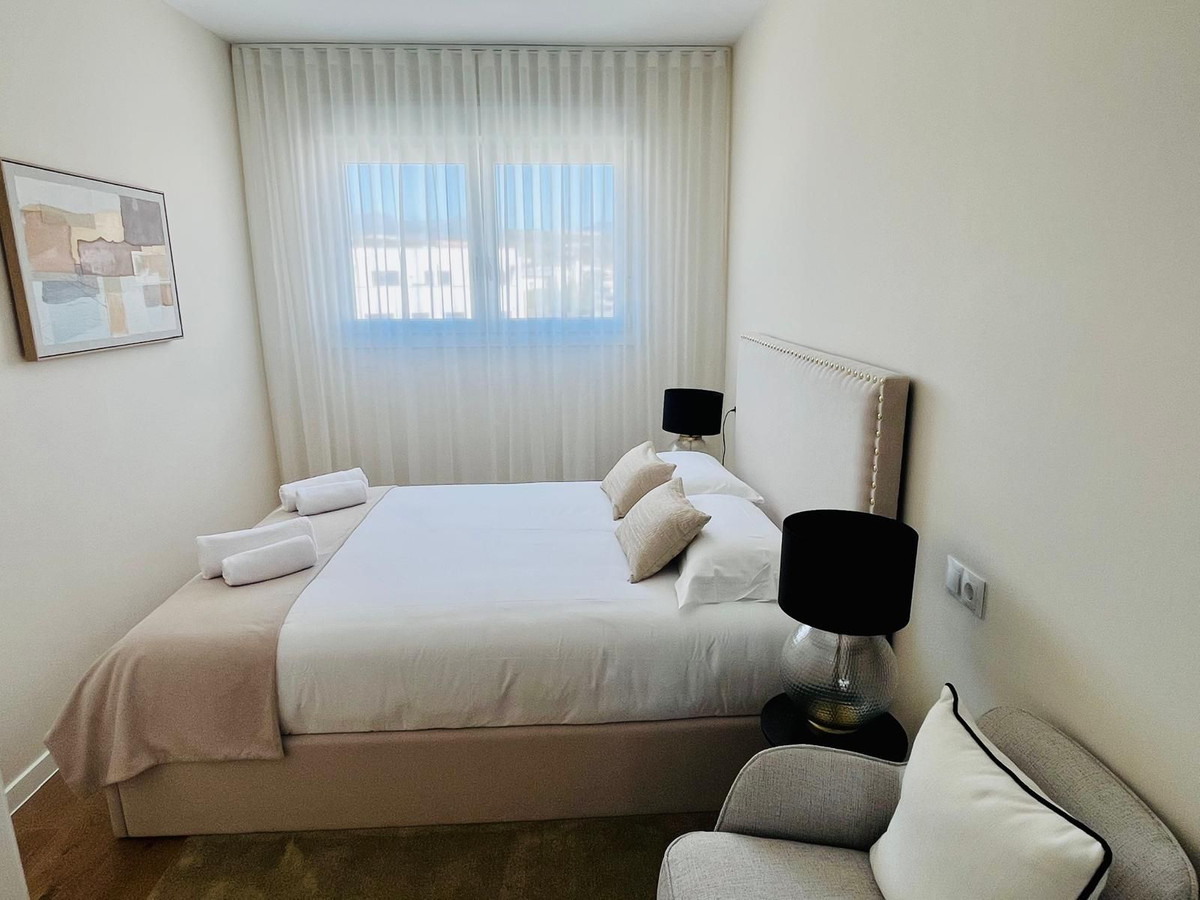 3 Bed Apartment for sale in Estepona Costa Del Sol, Málaga, Spain