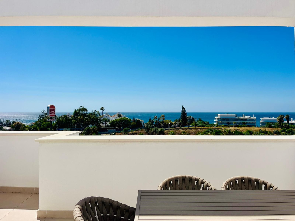3 Bed Apartment for sale in Estepona Costa Del Sol, Málaga, Spain