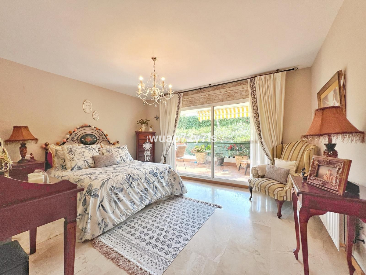 3 Bed Apartment for sale in Guadalmina Alta Costa Del Sol, Málaga, Spain